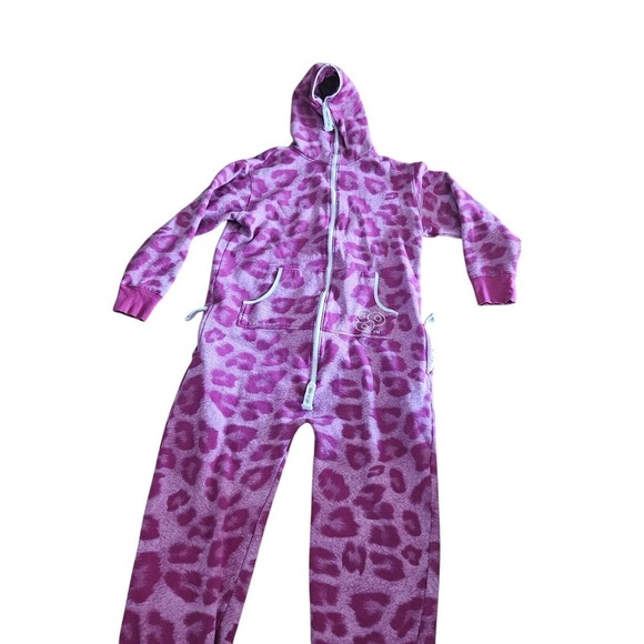 Zoop It Up Pink Leopard Hooded Velour Jumpsuit – Cozy & Fierce - Picture 1 of 6